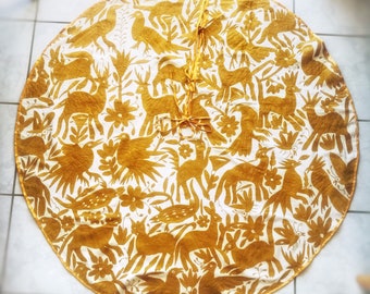 Otomi Christmas Tree Skirt | gold Otomi Xmas Tree Skirt | Xmas Tree | Gold Tree Skirt | Tree Skirt | Otomi Skirt 34" diameter