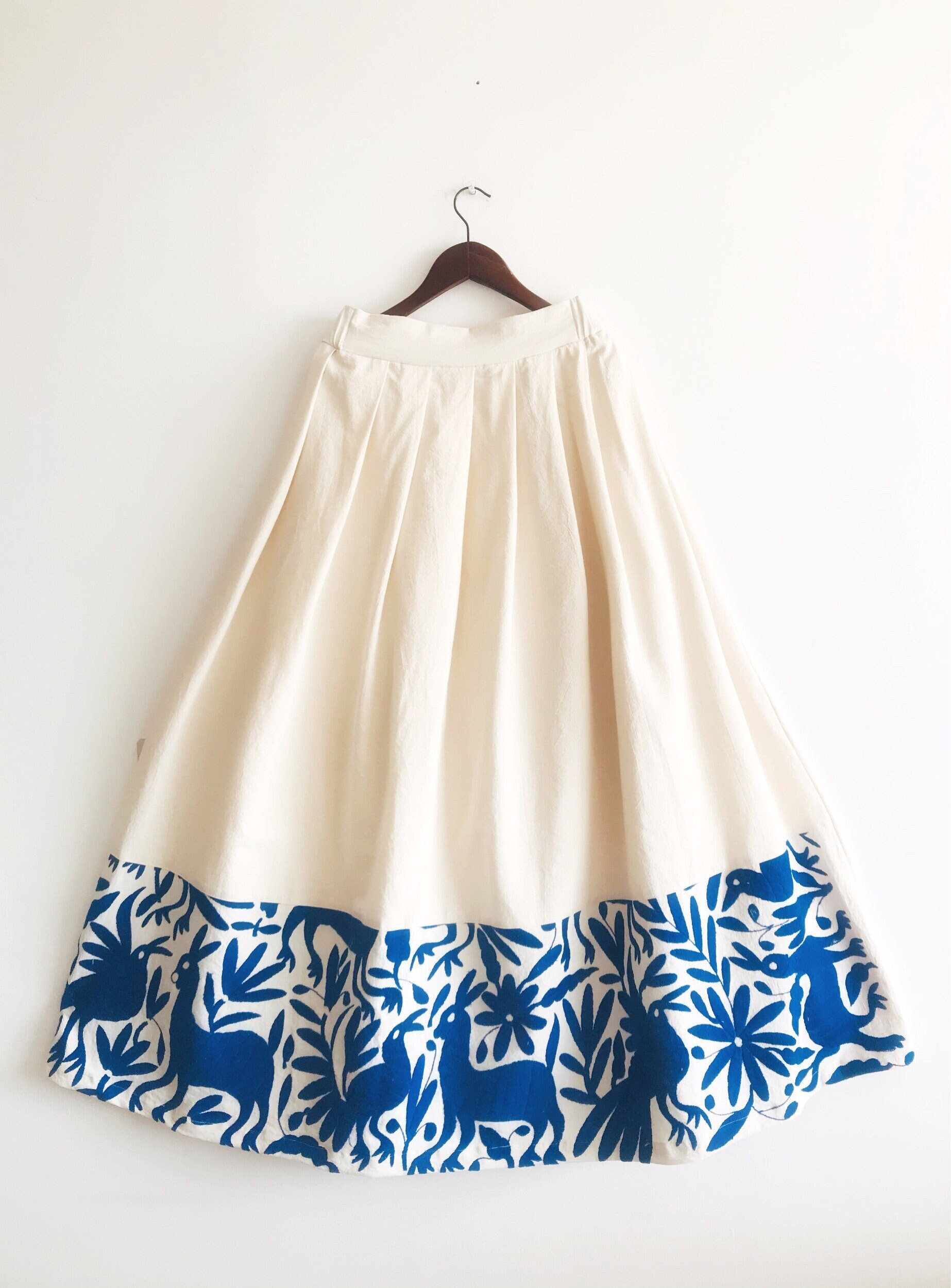 スカート 19th Hand Embroidery Skirt Cloth 19th Hand Embroidery Skirt Cloth