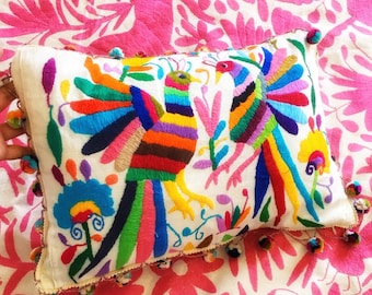 Otomi pillow shams Multicolor - Otomi pillow case - Otomi Pillow cover - hand embroidered Pom poms