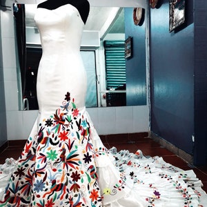 Stunning Otomi Wedding dress Multicolor Otomi Wedding Bride Wedding Dress made to order image 2