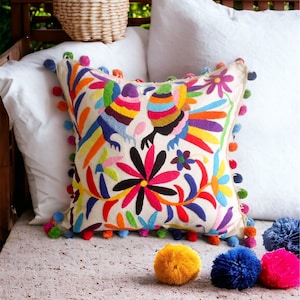 EL BESO (The kiss) Otomi pillow sham Multicolor Pomp pom -18X18" Otomi Cushions - Cyber Monday - pillow shams - Pillow cases  - Throw Pillow