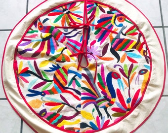 Otomi Christmas Tree Skirt | apartment size Otomi Xmas Tree Skirt | Xmas Tree | Tree Skirt | Tree Skirt | Otomi Skirt 30" diameter or 30"