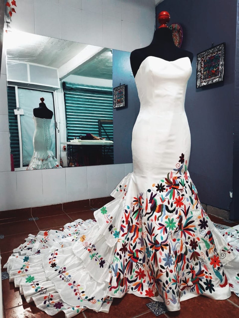 Stunning Otomi Wedding dress Multicolor Otomi Wedding Bride Wedding Dress made to order image 6