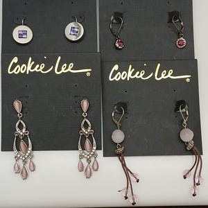 Ohrhänger Lot Rosa Lila Kristall Katzenauge Cookie Lee Neu auf Karte Vintage Schmuck Boho