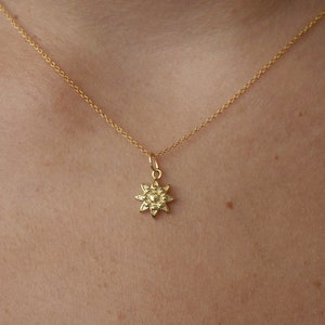 Dainty Sun Charm Necklace - 14k gold filled - Minimal Jewelry Gifts - Dainty Necklace