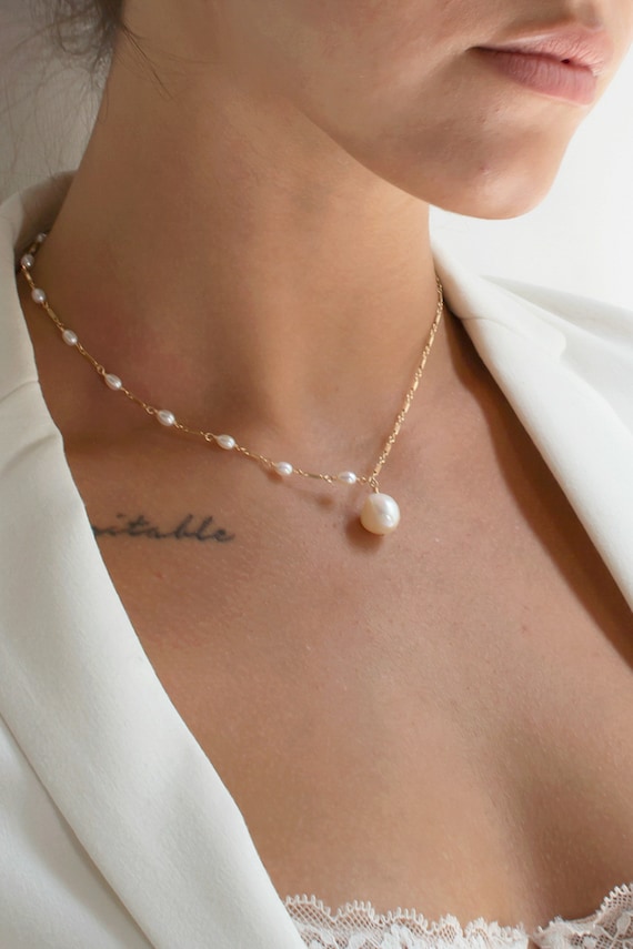 Pearl Pendant Chain Necklace