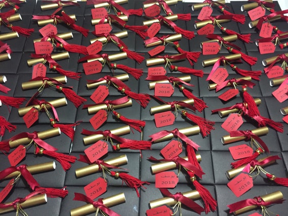 25  Pieces of Graduation chocolate favors – Personalized free-Graduation Party Favors ,Graduation Chocolate Bar ,Graduation Ideas