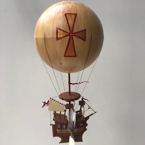Spanish Galleon Airship - Large