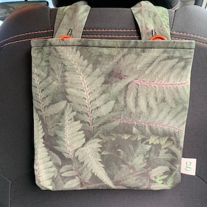 Car Trash Bag: Earth-Friendly Vinyl-Lined Litter Storage