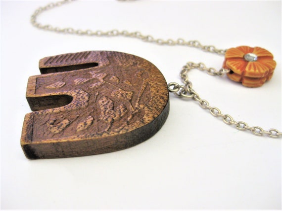 Vintage Jewelry ~ Wooden Elephant Necklace -  Rus… - image 4