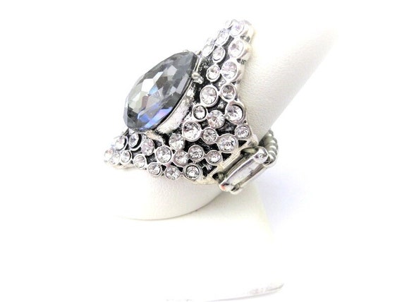 Vintage Jewelry ~  Ring Stretch Smoke Crystal  Gl… - image 4