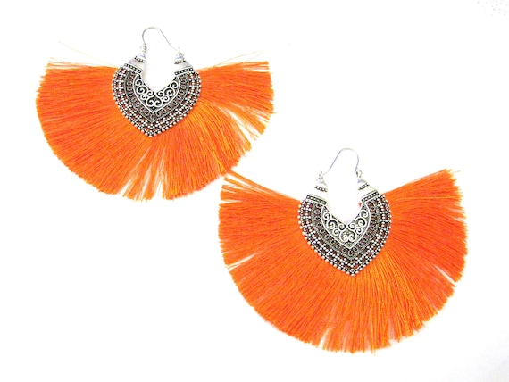 Vintage Jewelry ~  Orange Tassel Fan Earrings  Pi… - image 1