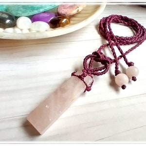 Rose Quartz Macrame Necklace, Crystal Necklace, Macrame Pendent, Gemstone Necklace, Natural Stone Necklace, Pink Necklace. Gift Idea.
