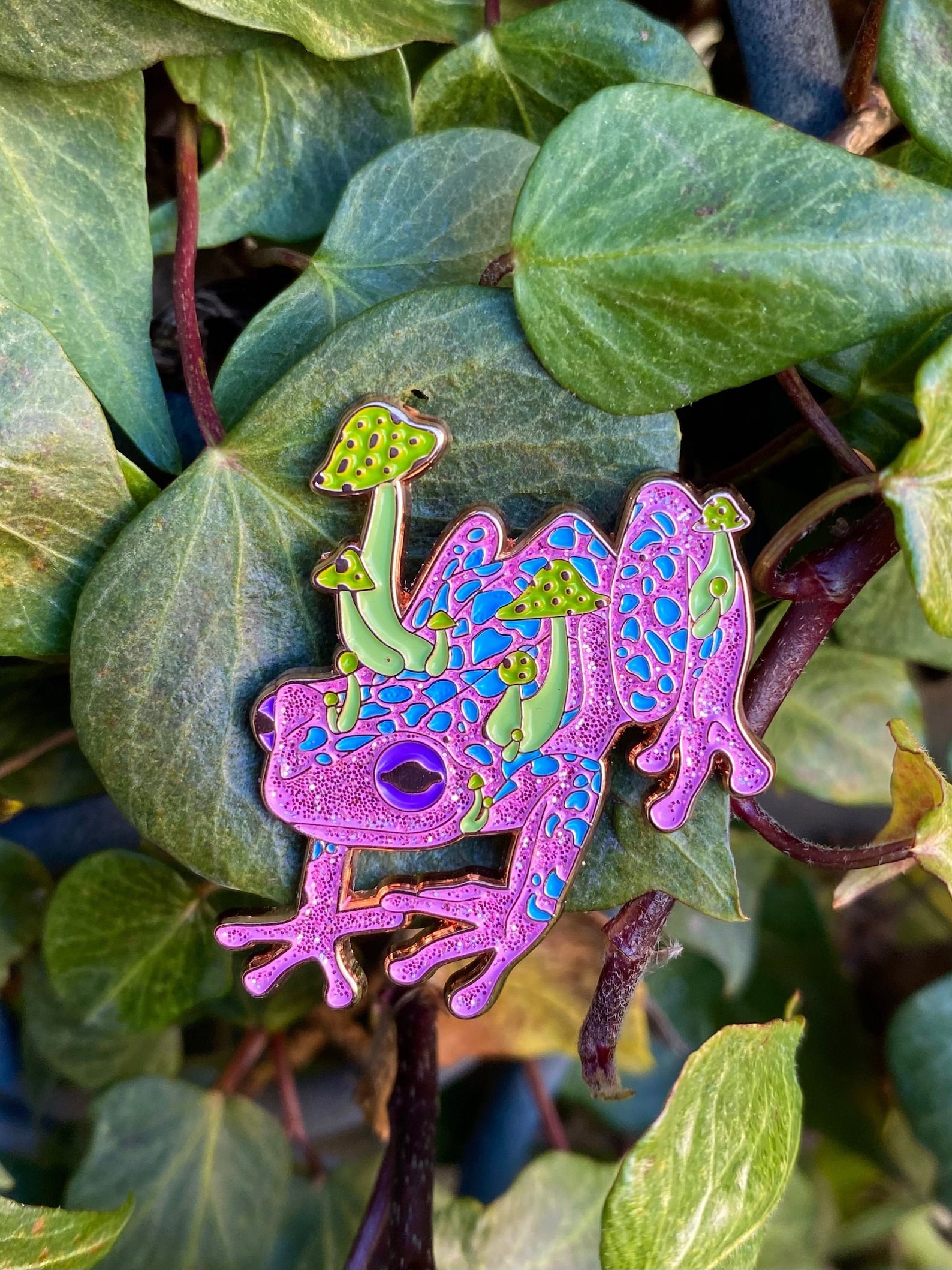 Pink Tree Frog With Cordyceps Mushroom Growth Enamel Pin 1.5 Etsy