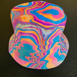 Zig Zag Wiggles Marbled Psychedelic Bucket Hat