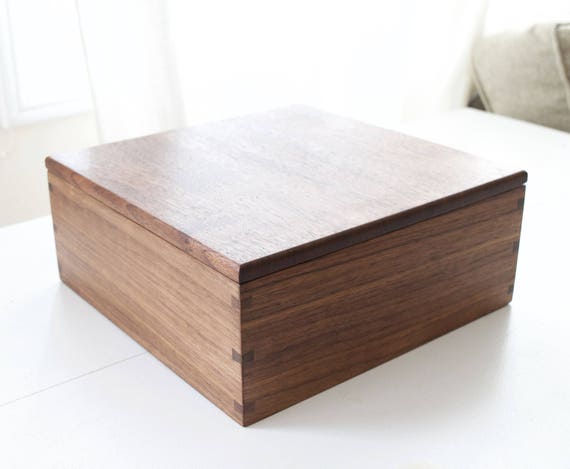 10x10 wooden box