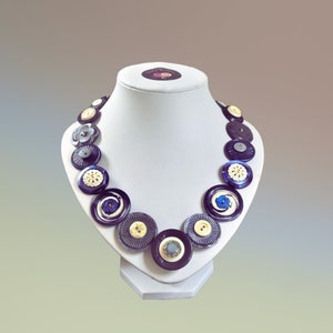 Handmade Vintage Button Necklace - Eco-Friendly and Eye-catching jewelry