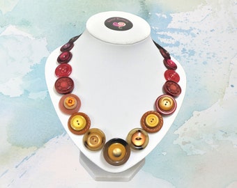 Handmade Vintage Button Necklace - Trendy and upcycled Jewelry, statement necklace, Mother's day gift, Fall necklace