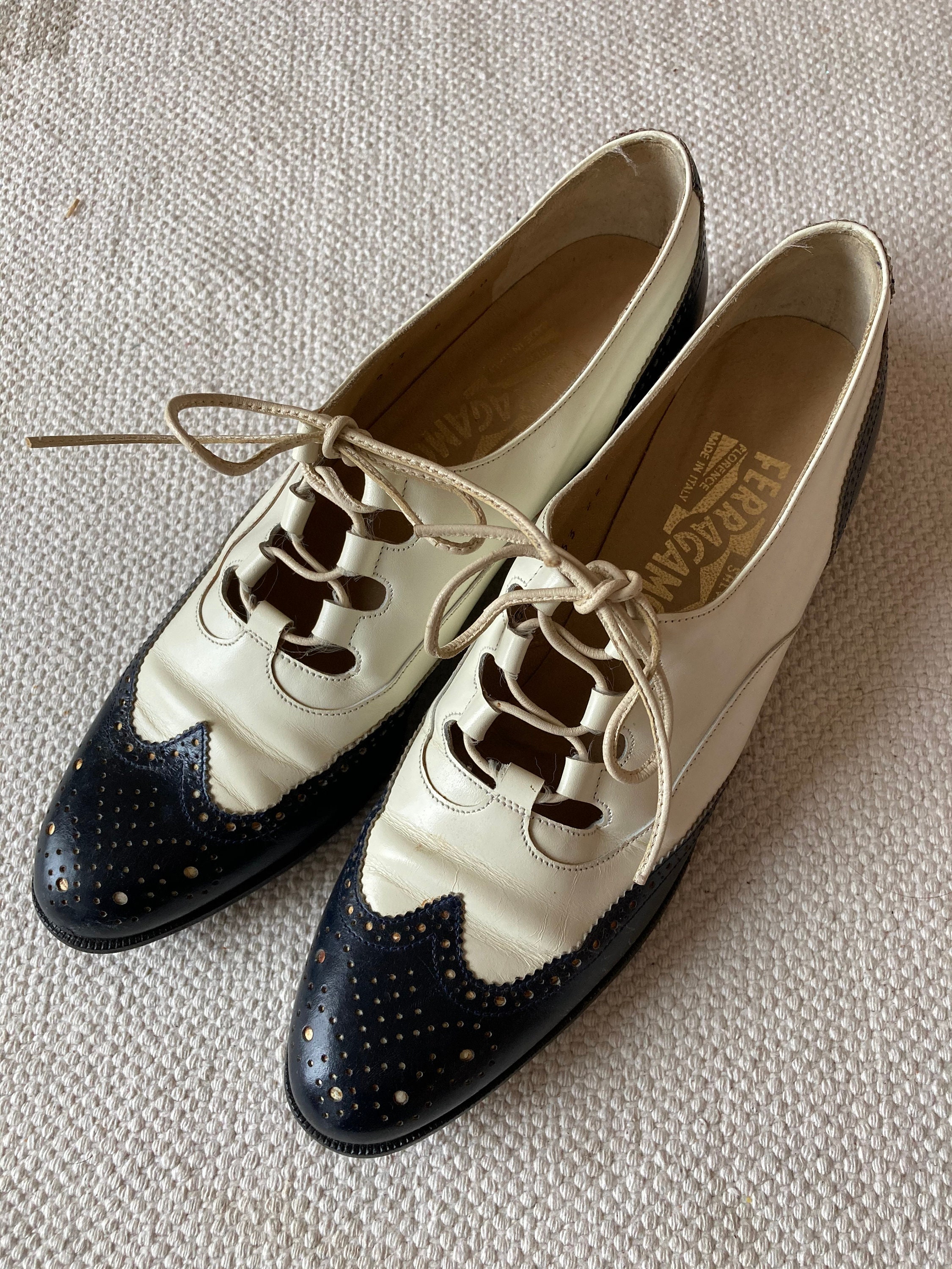 イタリア製OLD FERRAGAMO Vintage Ferragamo Oxford Shoes: Navy Blue & White, Made in Italy