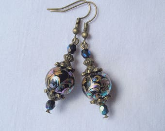 Boucles d'oreille perles japonaises Tensha noir, perles a facettes bleu métal bronze fait main