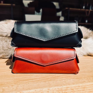 Magnetic Leather Sunglasses Case