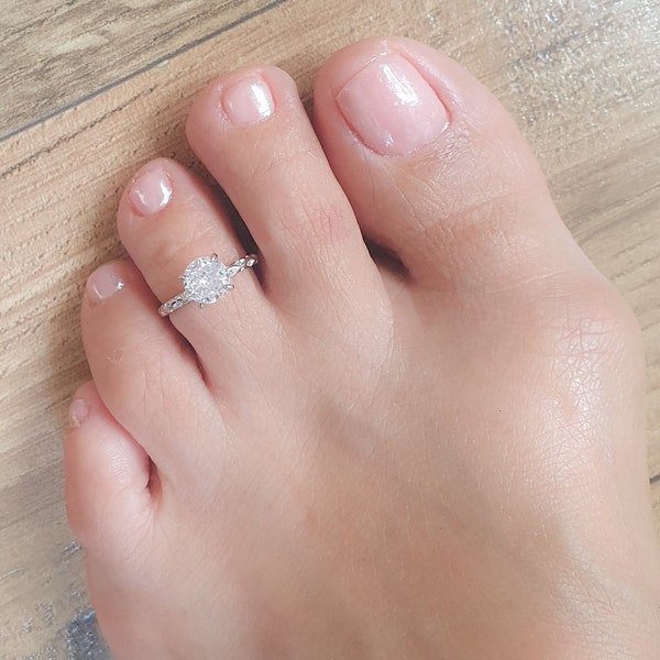 Mother Day - Big Diamond Toe Ring-Adjustable Toe Ring-Celebrity Silver Toe Ring Rihanna style-Sterling Silver 925 Toe Ring-Foot Jewelry