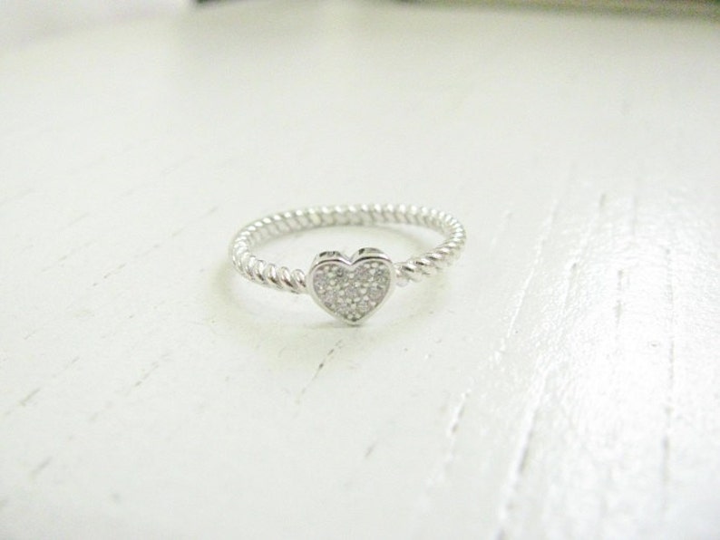 Mother Day Silver Ring, CZ Heart Band Ring, Rope ring with Heart in sterling silver 925, Silver Promise ring, Friendship ring image 5