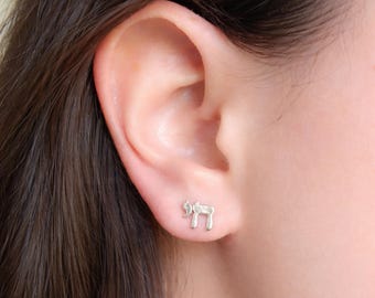 Am Israel Chai Studs Earrings, Sterling Silver Chai Studs, Chai Jewelry, Jewish Chai Israel, Chai Earrings Hebrew Writing