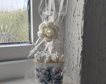 Royal Worcester Pot bone china with earbuds.