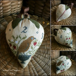 Little Berry Thief ~ Strawberry Pinkeep Muster von Scattered Seed Samplers© 2019 von Designer Tammy Black