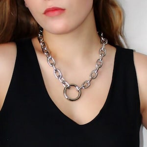 Chain Necklace with Three Interchangeable O Rings
