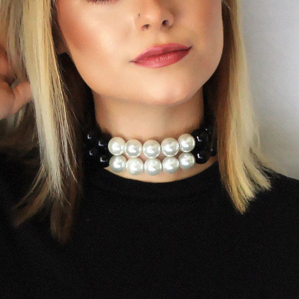 Black and White 16mm Glass Pearl Choker