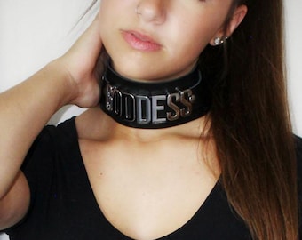 The GODDESS Black Leather Choker With Silver Hardware
