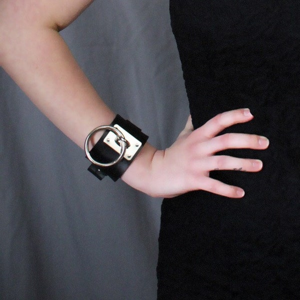Vegan Leather Large O Ring Cuff Bracelet with Silver Hardware
