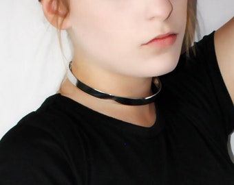 Small Silver Hand Rolled Metal Choker