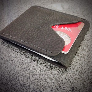 Cartera minimalista de cuero - Cartera vertical - Cartera para hombres - Titular de la tarjeta - Cartera para tarjeta - Cartera para mujer