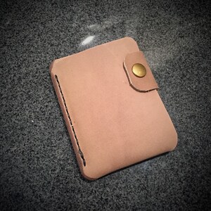 Leather Minimalist Wallet - Vertical Snap Wallet - Men&#39;s Wallet - Card Holder - Card Wallet - Women&#39;s Wallet