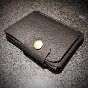 Cartera minimalista de cuero - Cartera de cuero para hombres - Cartera vertical snap - Cartera para hombres - Titular de la tarjeta - Cartera para tarjetas - Cartera para mujeres