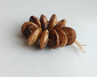 10 Kenya cow bone saucer beads (17-18 mm.diam x 7-8 mm.), African Trade, light brown color