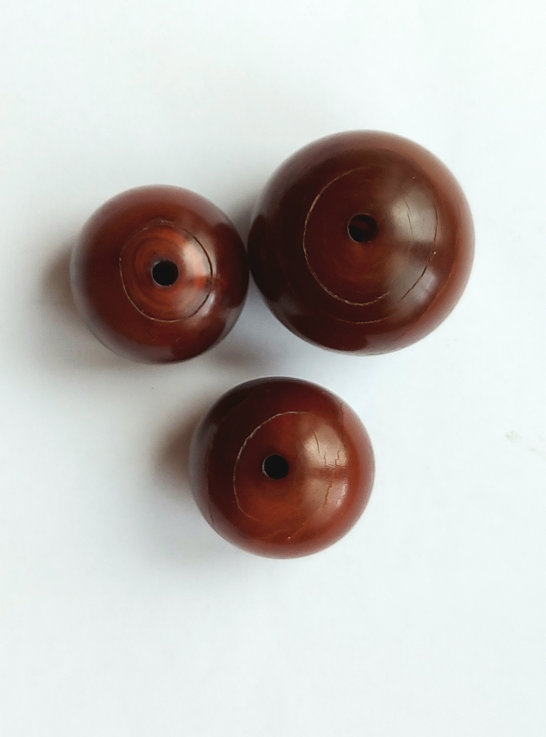 thumbnail image 2 of Tandy 12mm Brown Buffalo Horn Beads - Carved Dots - 1 Strand (32 Beads) Made In India 2 of 6