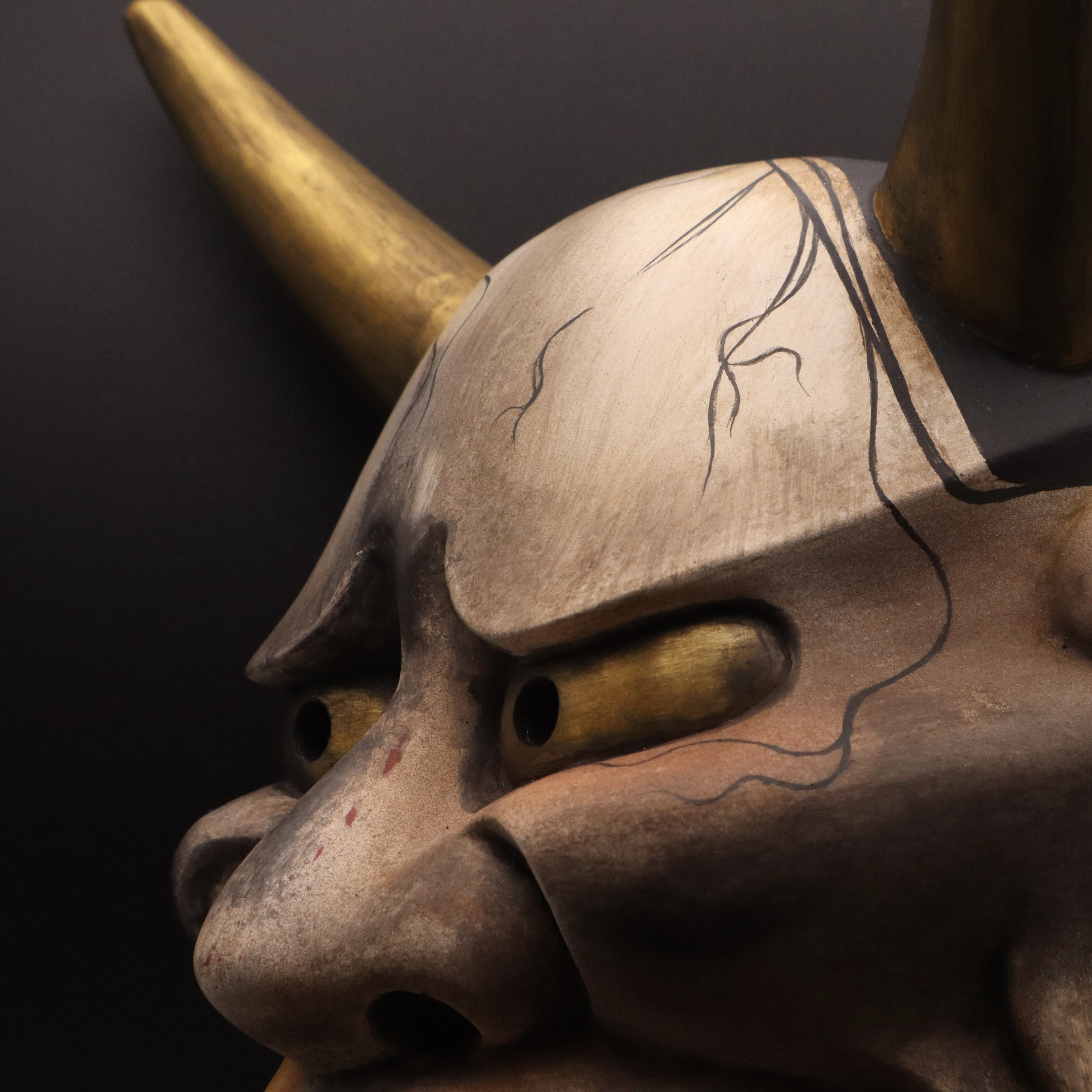 日本の能面「子般若」 - 木彫りの鬼劇面 - Etsy 日本