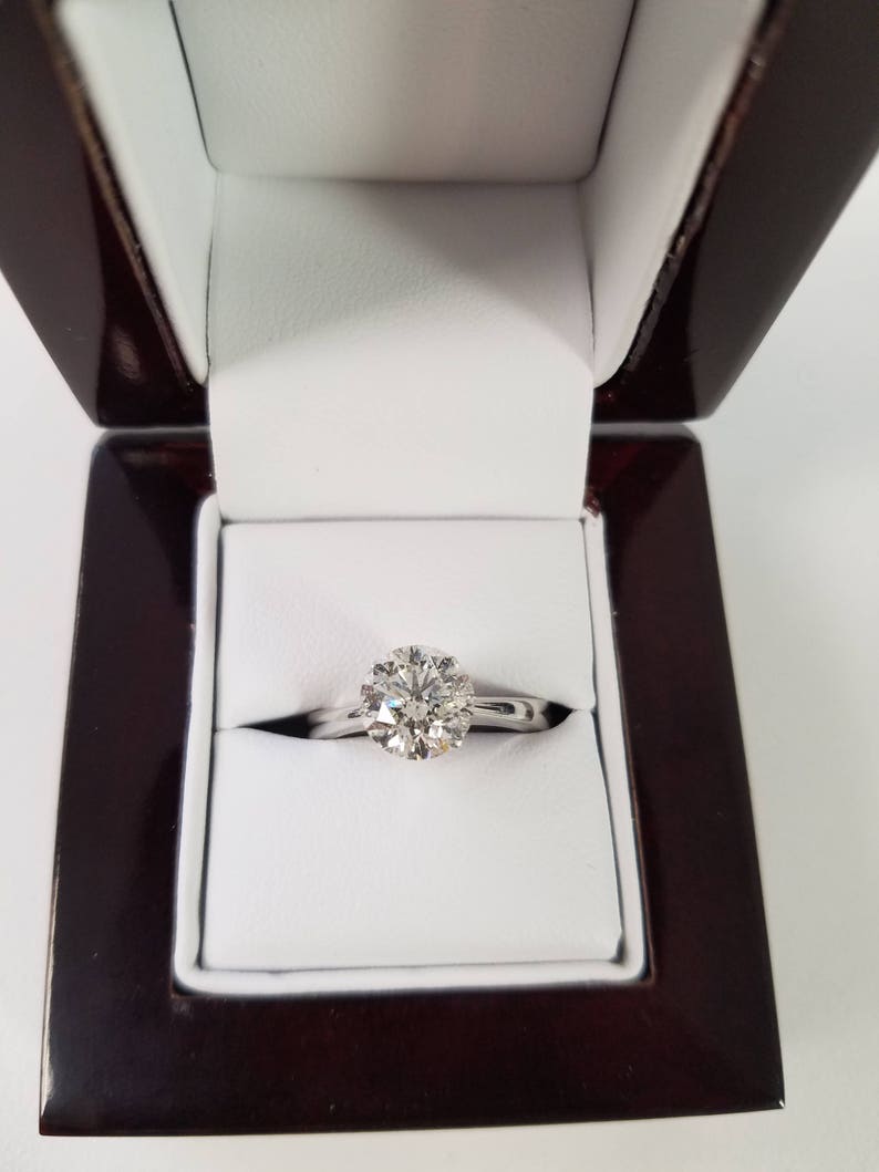 2 carat si2 diamond