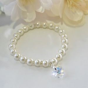 Girls Pearl Bracelet w/Swarovski Crystal Heart