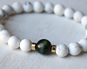 Howlite and Green Tigers Eye Healing Bracelet/Healing Gemstones/Chakra