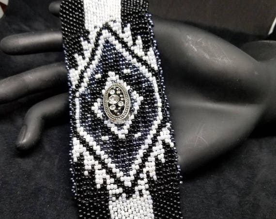 White black Swavorski bracelet Native American inspired Beadwork Dreams Raven
