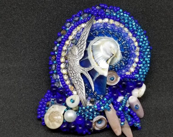 Blue birds beaded broach Beadwork Dreams Raven