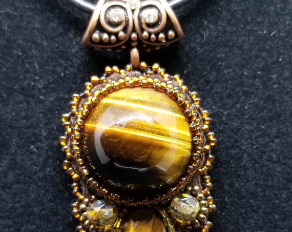 Tigers eye pendent Native American inspired Beadwork Dreams Raven