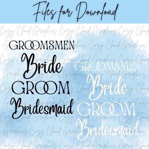 Pode incluir: Download digital com sobreposições de texto com tema de casamento. As palavras "Files for Download" estão no topo. A imagem inclui as palavras "Groomsmen", "Bride", "Groom" e "Bridesmaid" em várias fontes e cores, em um fundo azul aquarela.