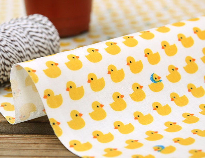 Laminated Cute Rubber Ducks Pattern Cotton Fabric by Yard AE43