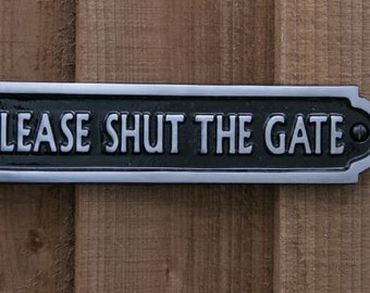 County Engraving Engraved Plaque DOGS LOOSE PLEASE SHUT THE GATE Garden Gate Sign 100 x 50 Black with White Text